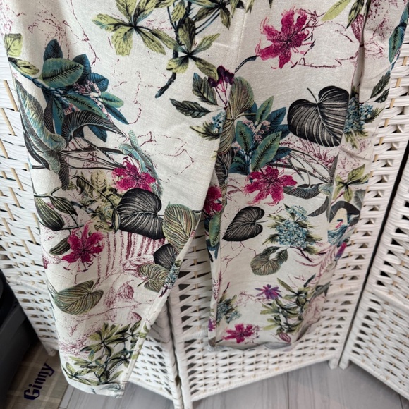 Floral Bibbed Overalls - Picture 5 of 14